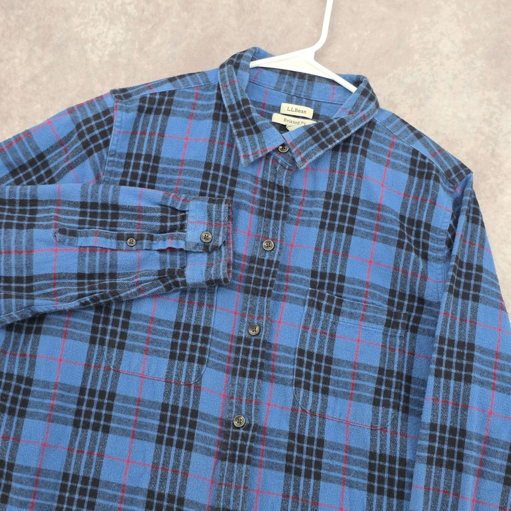 LL Bean Relaxed Fit Flannel Shirt Mens Large Blue Black Plaid Long Sleeve Button